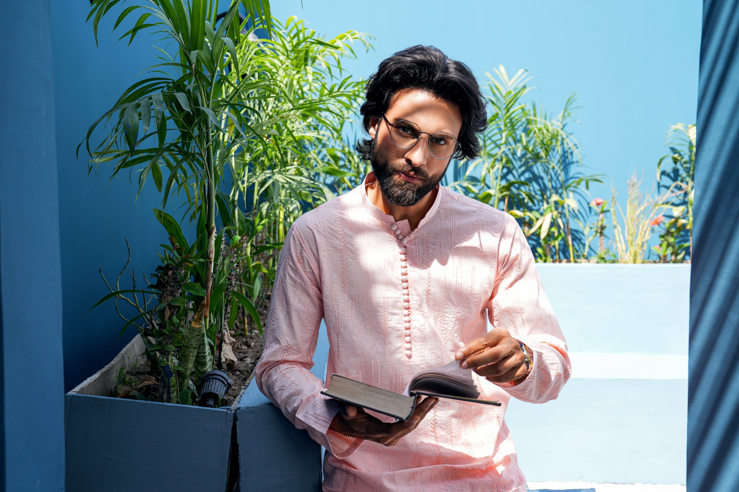 Light Rose Thread Work Kurta Set