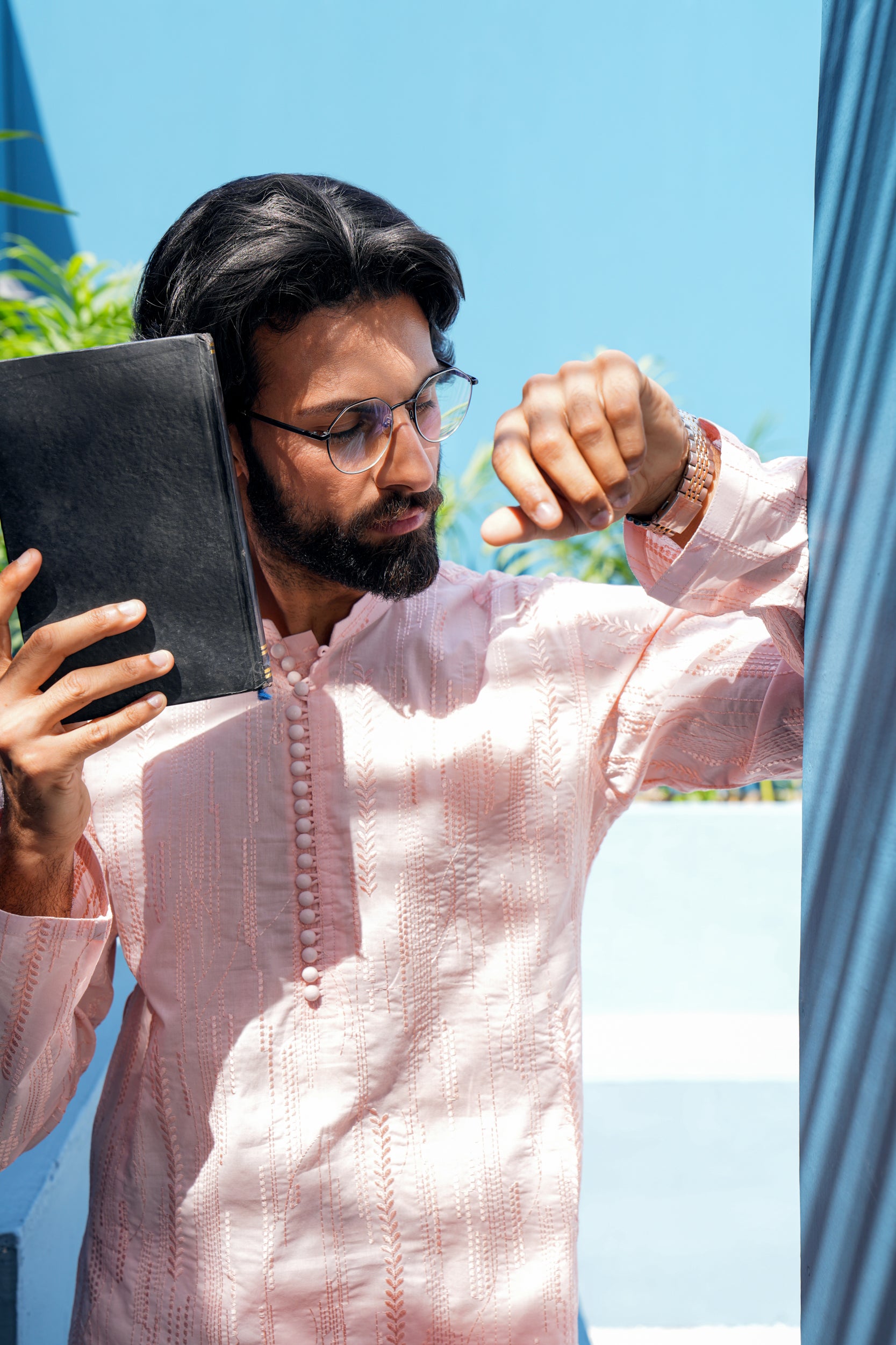 Light Rose Thread Work Kurta Set