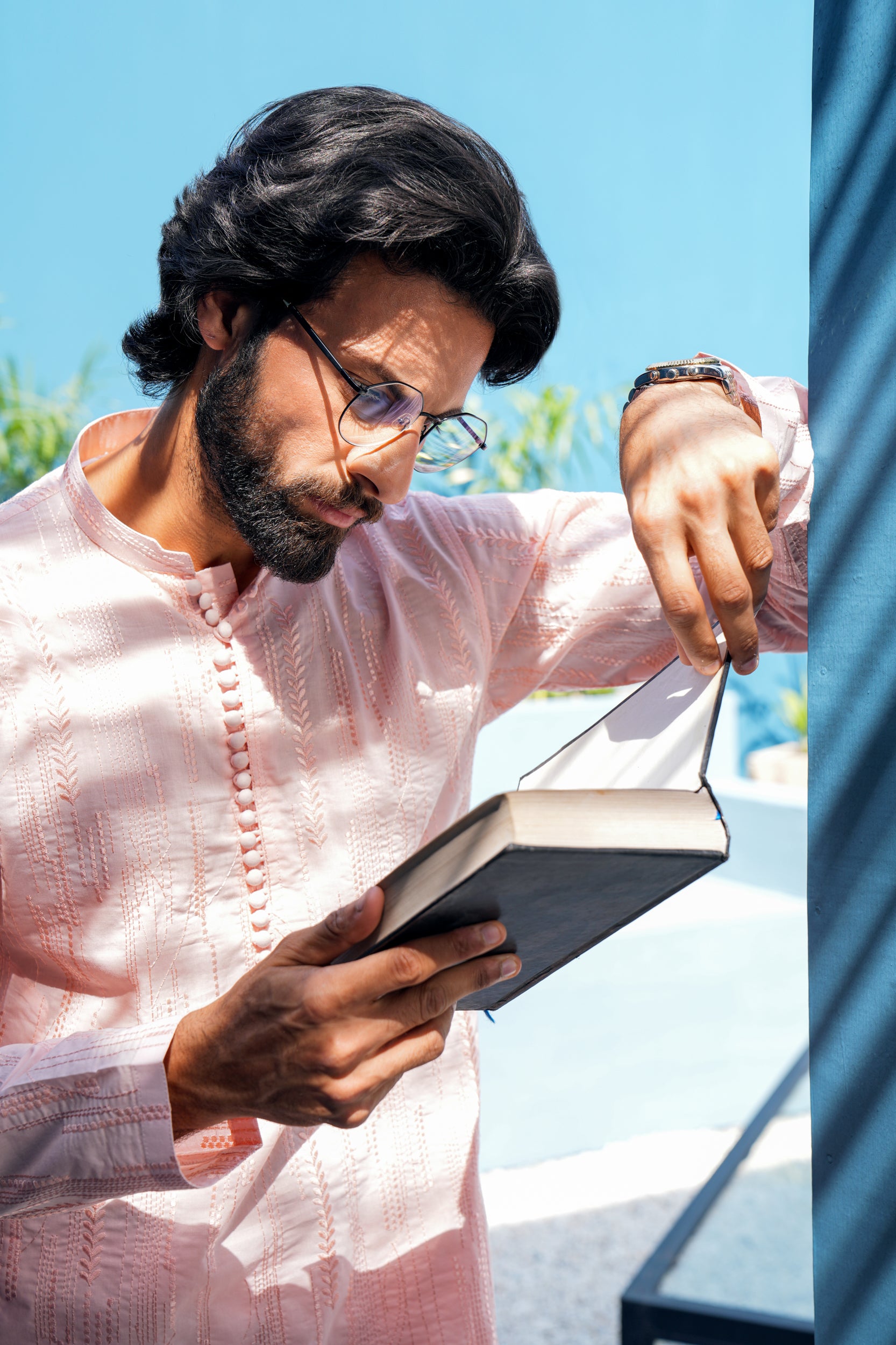 Light Rose Thread Work Kurta Set