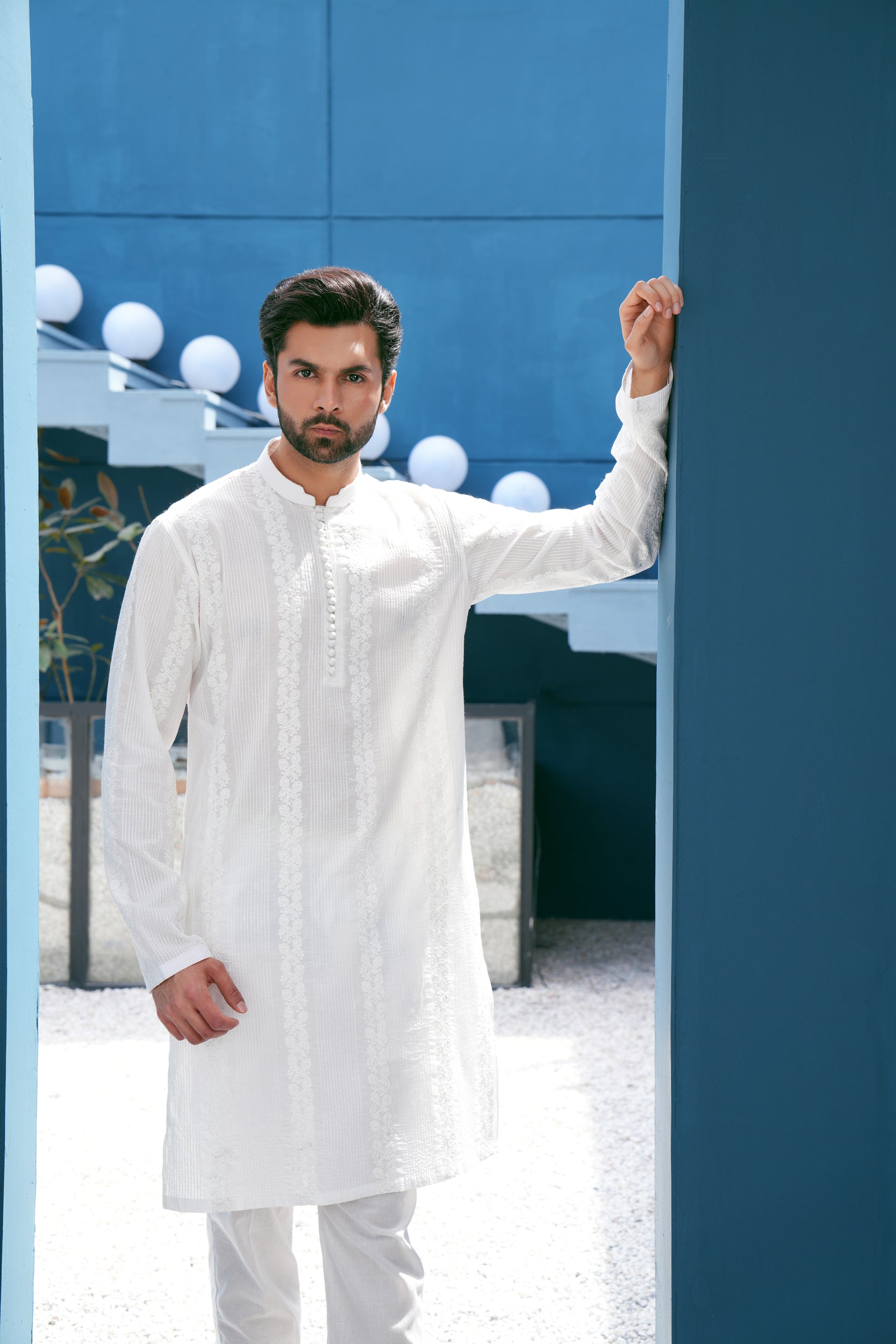 Ivory Thread Work Kurta Set