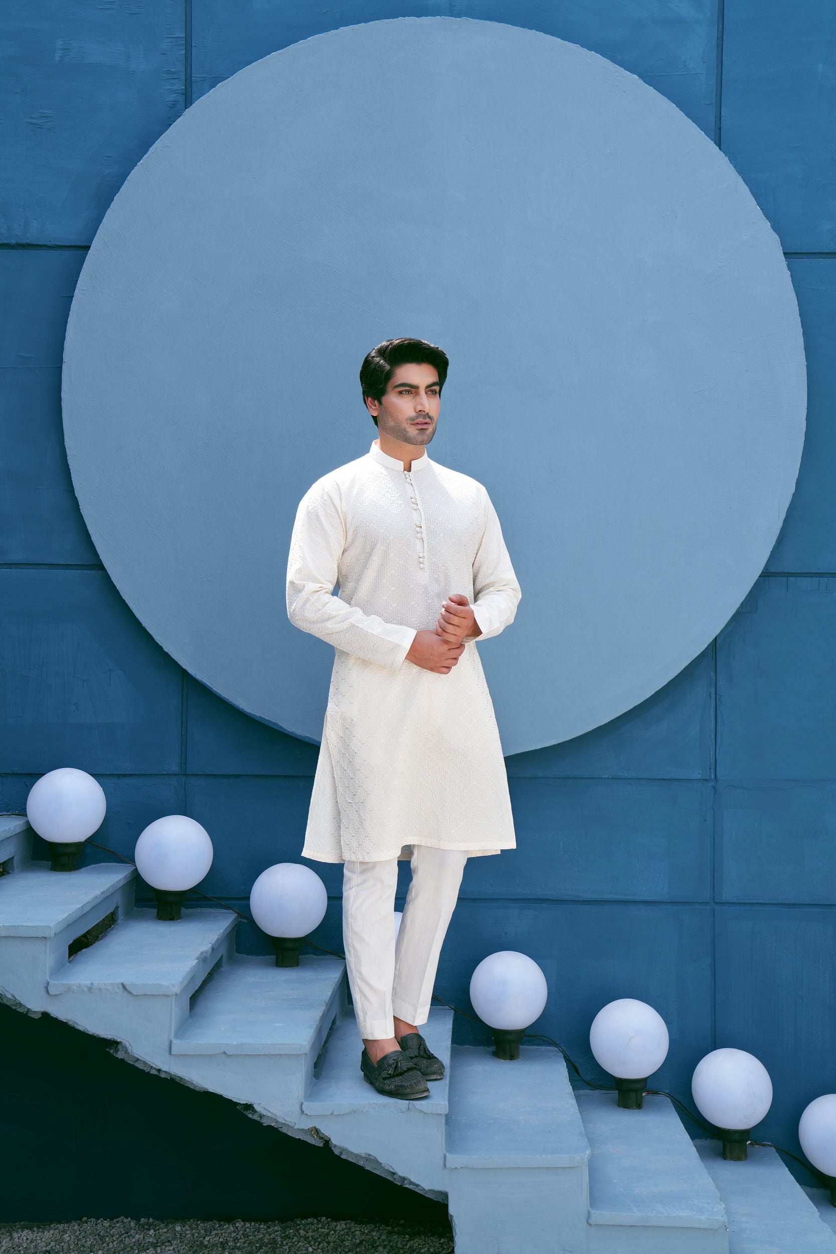 Ivory Thread Work Kurta Set