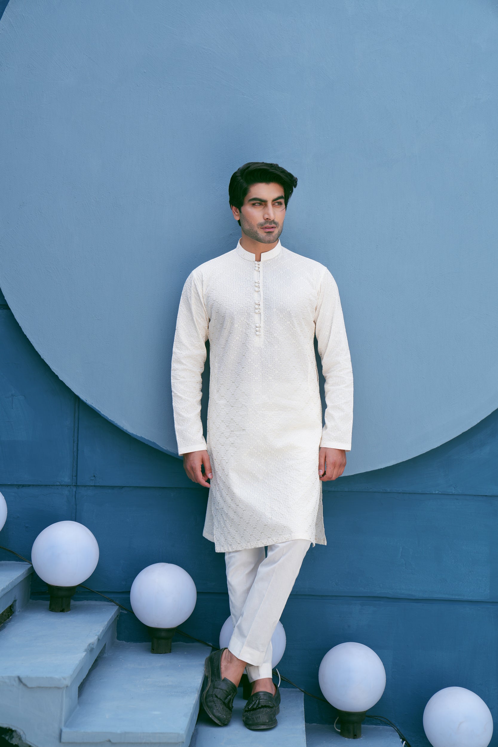 Ivory Thread Work Kurta Set