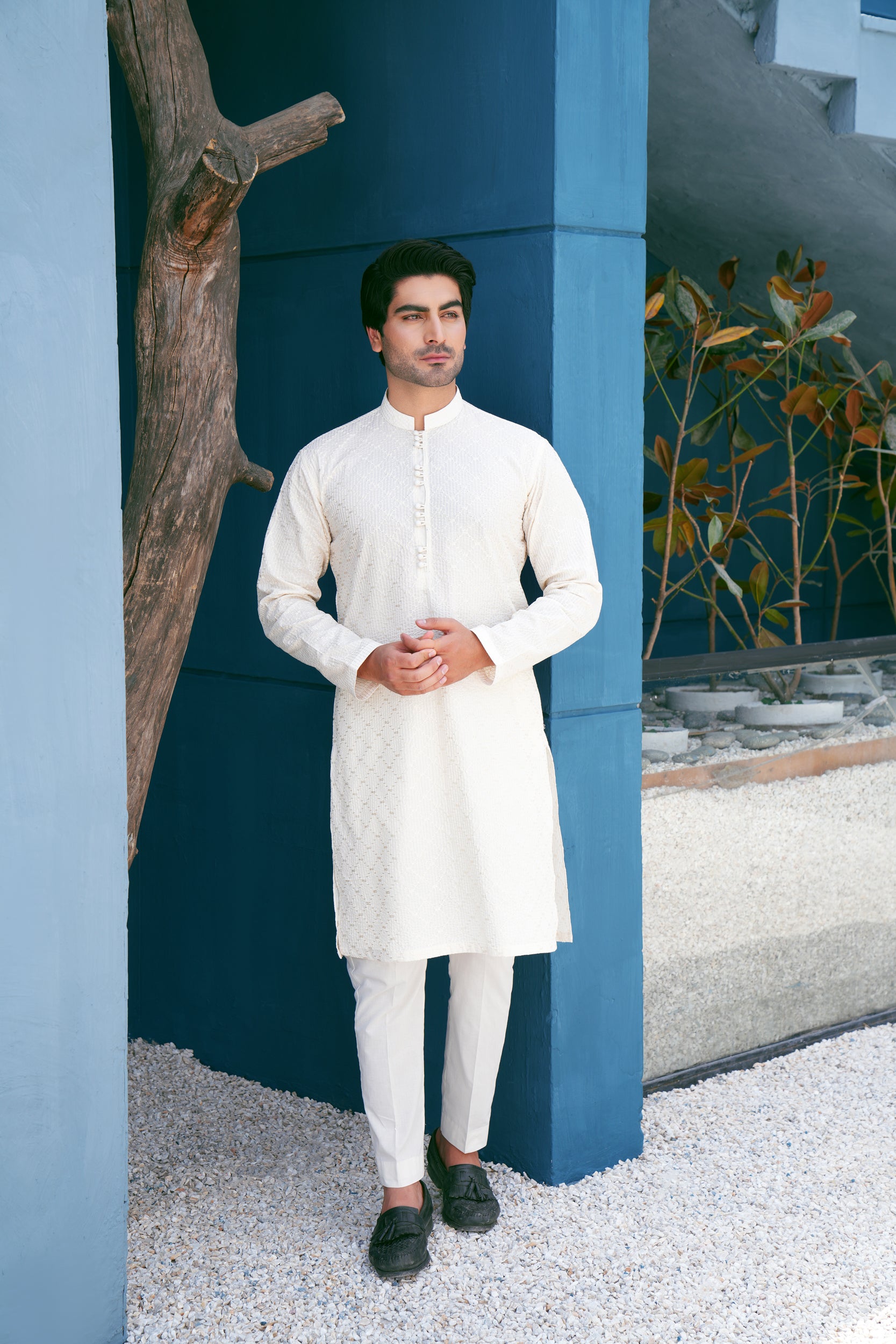 Ivory Thread Work Kurta Set