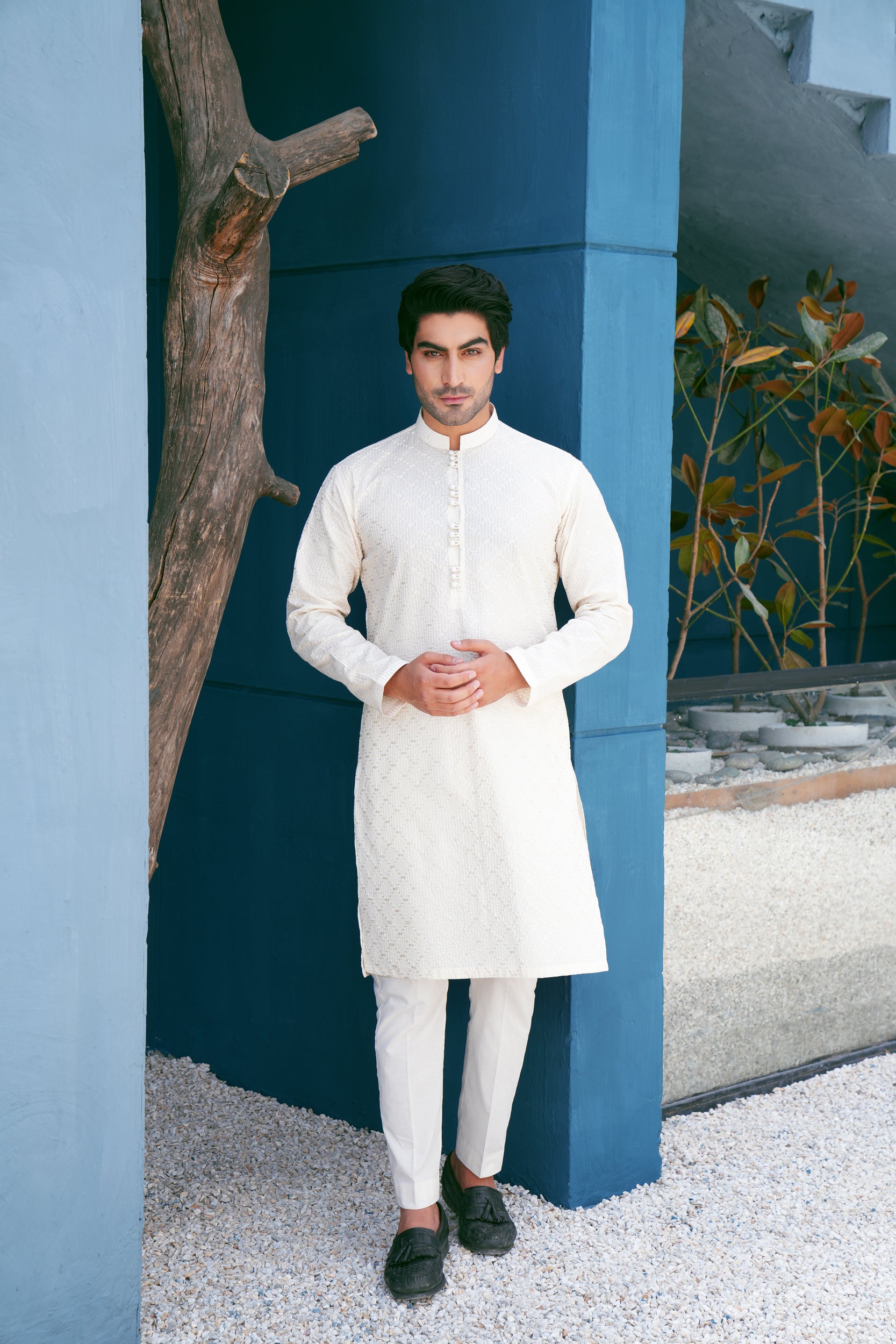 Ivory Thread Work Kurta Set