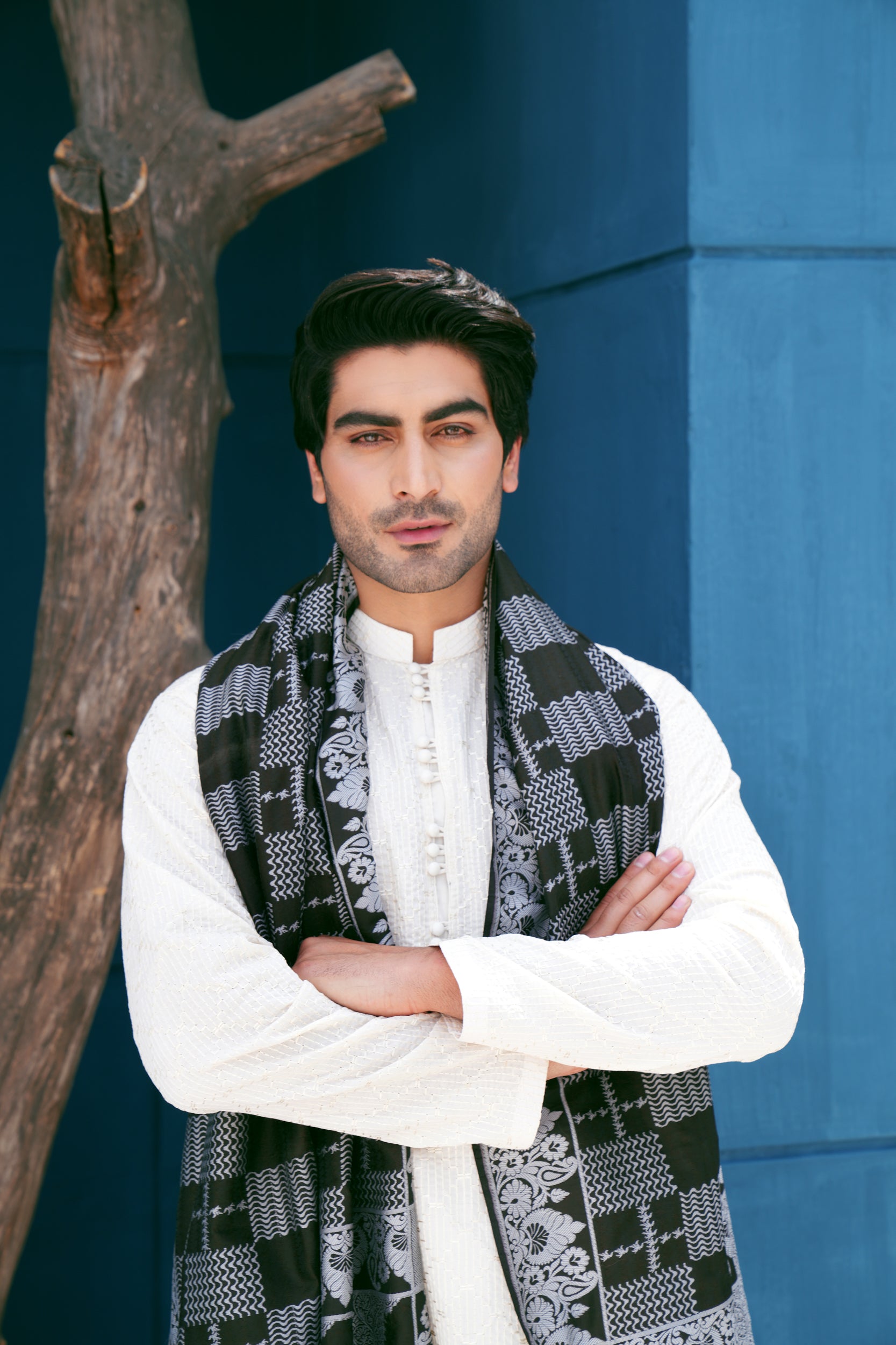 Ivory Thread Work Kurta Set