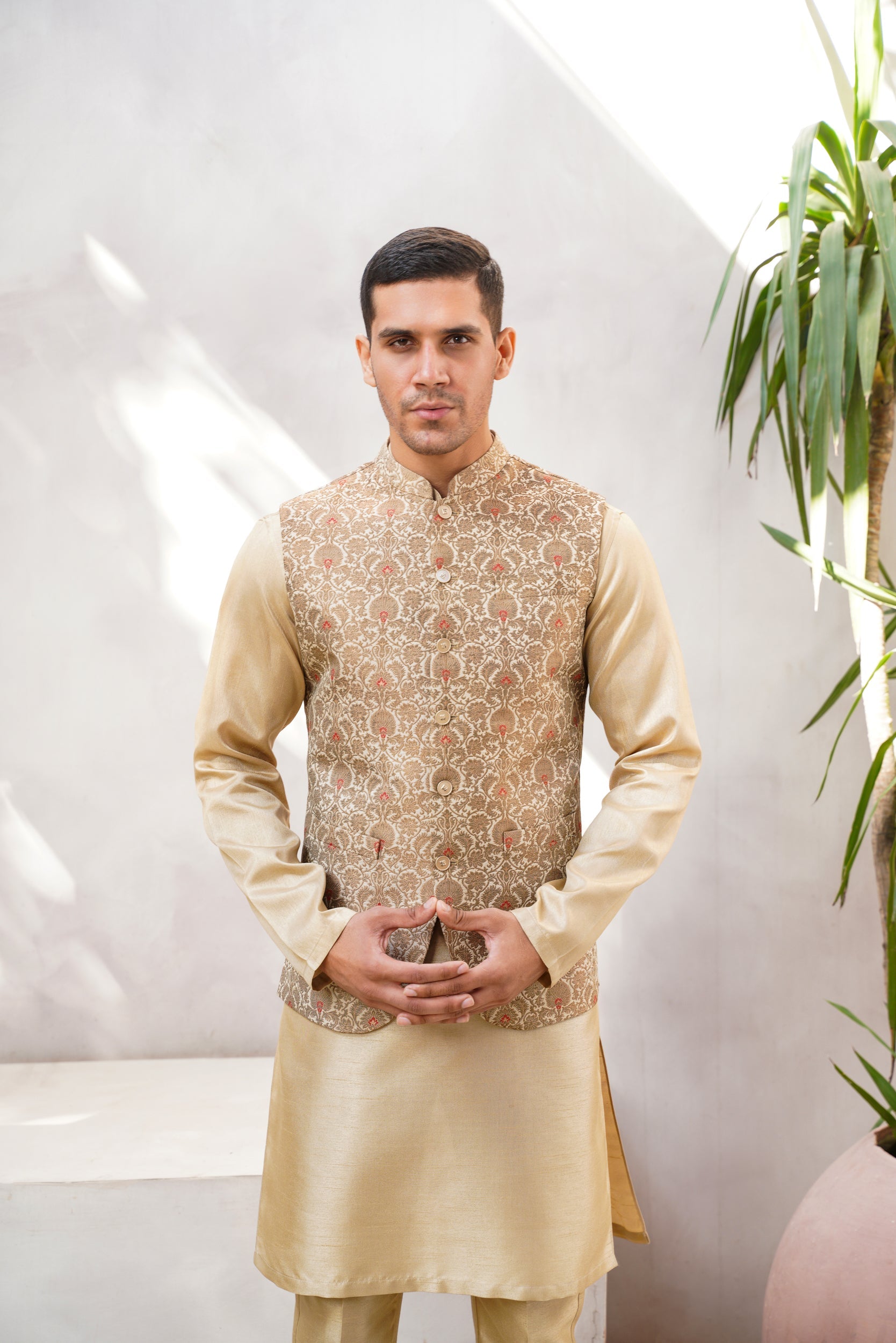 Golden self jaquard waistcoat