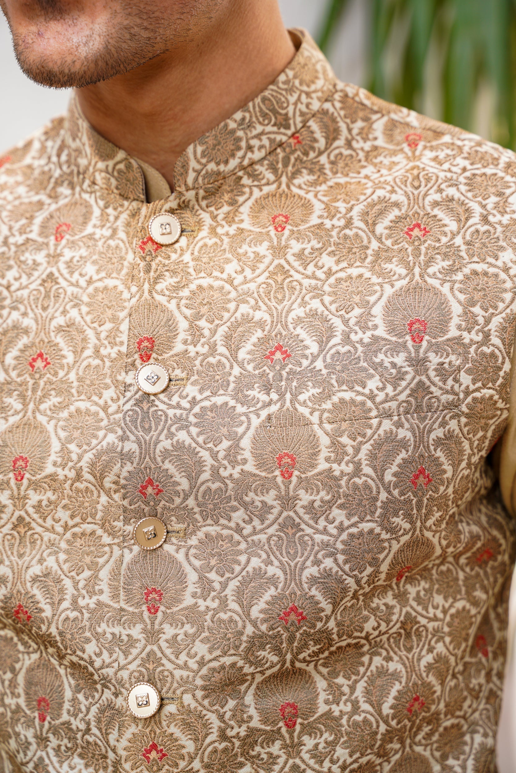 Golden self jaquard waistcoat