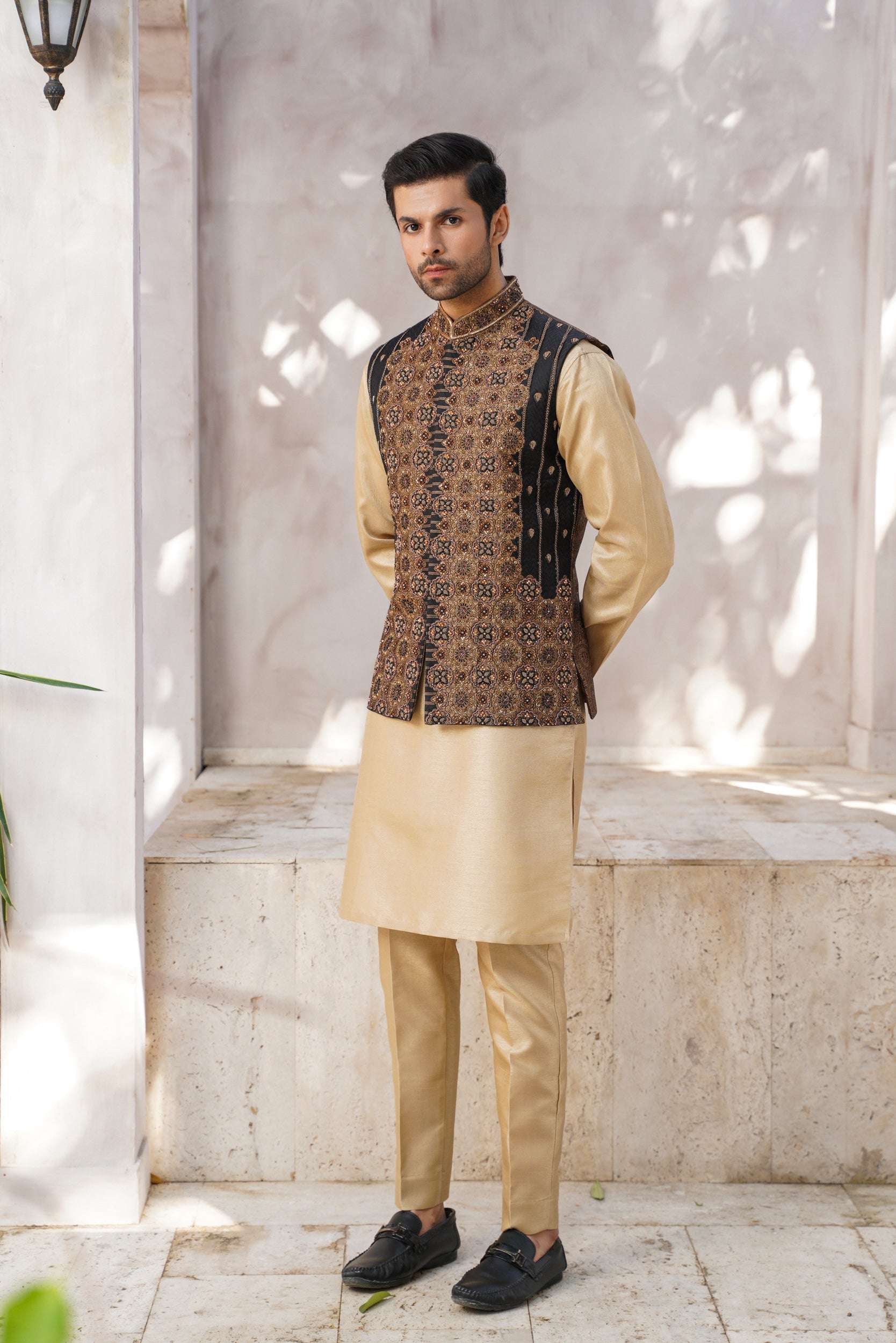 Medallion Pattern Waistcoat