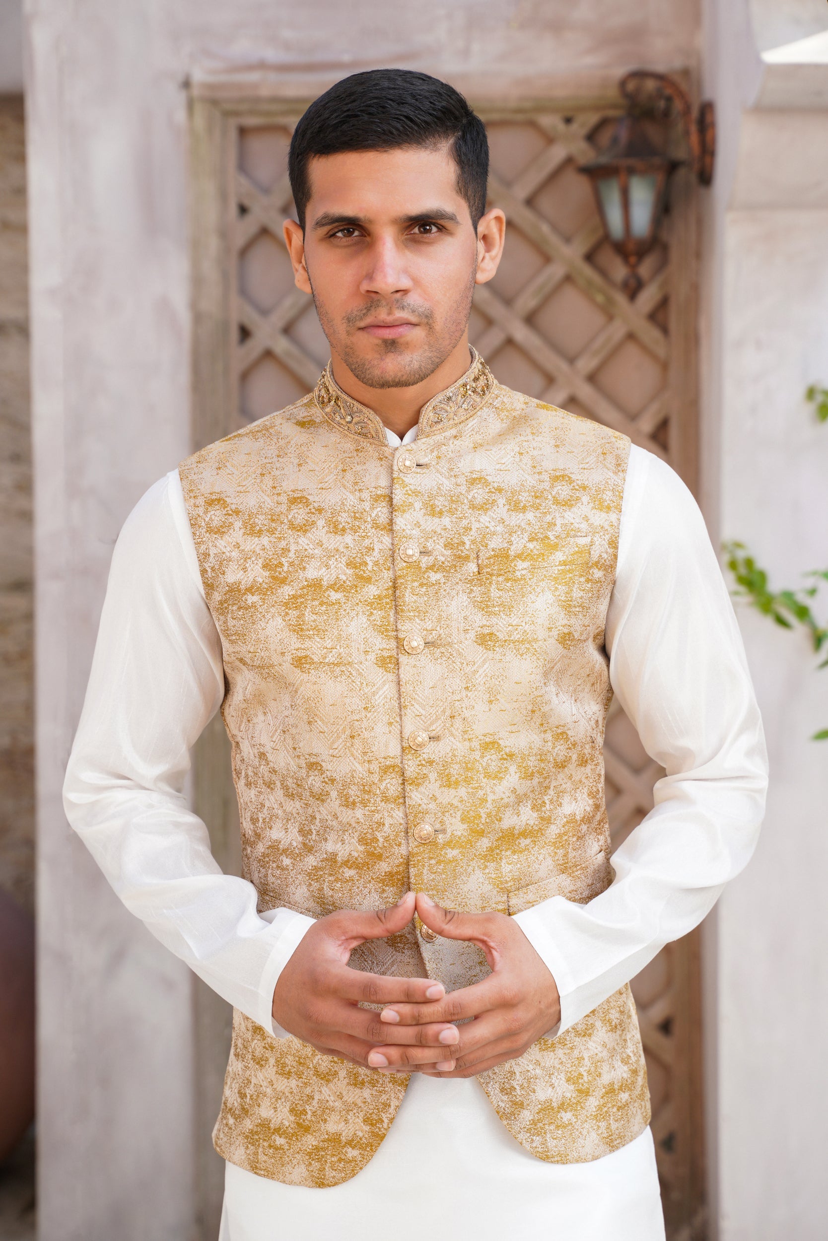 Embellished ban golden  waistcoat