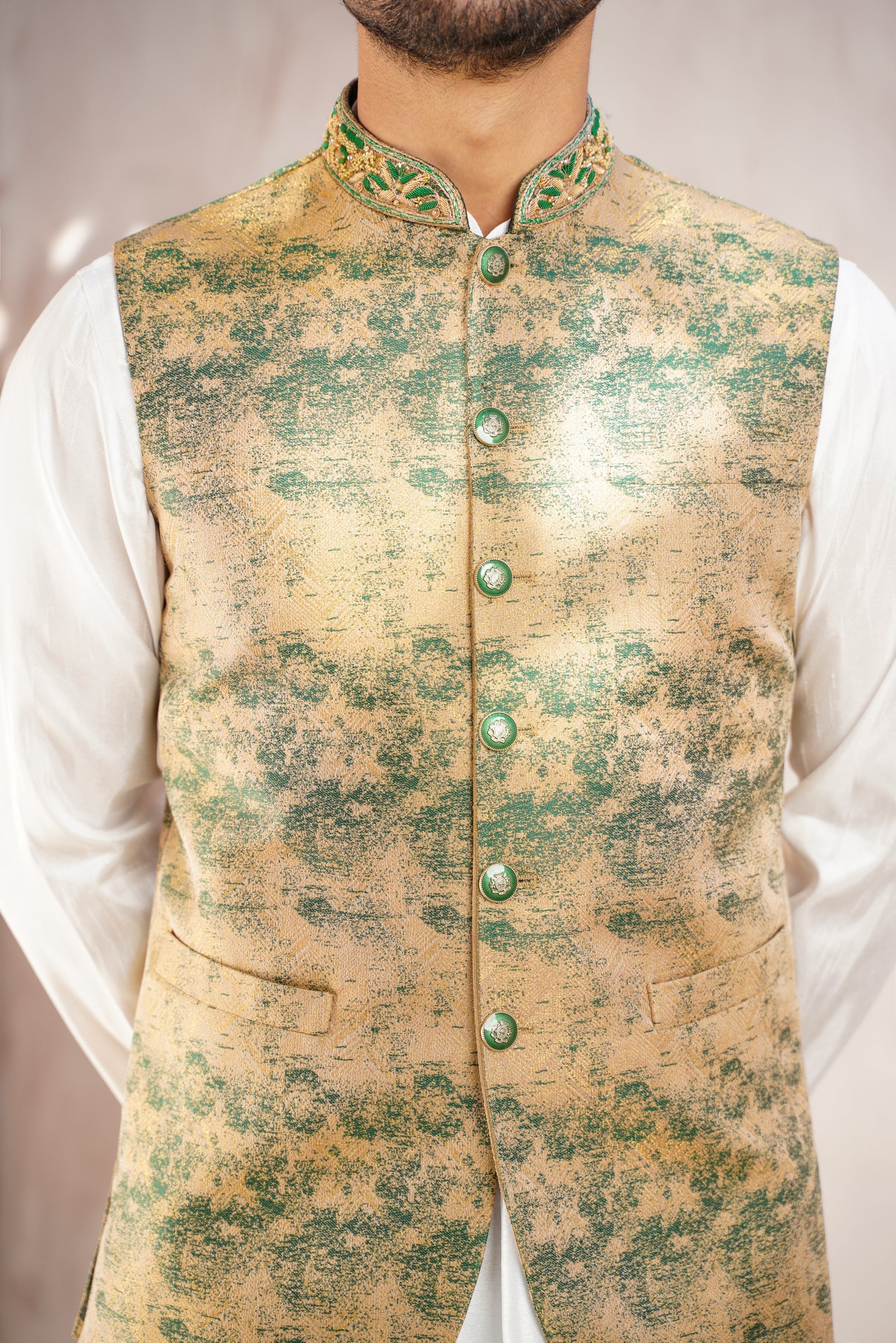 Embriodered ban waistcoat