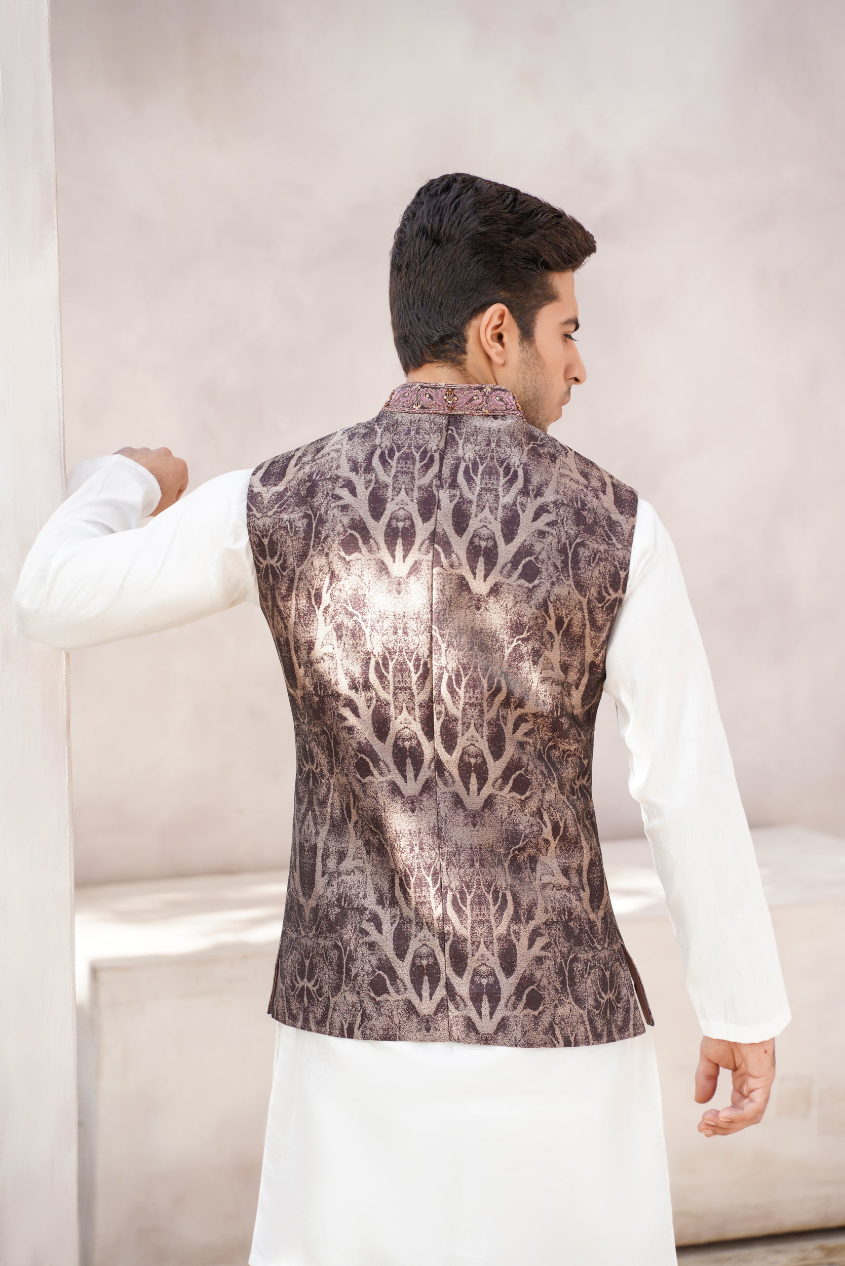 Embriodered ban waistcoat