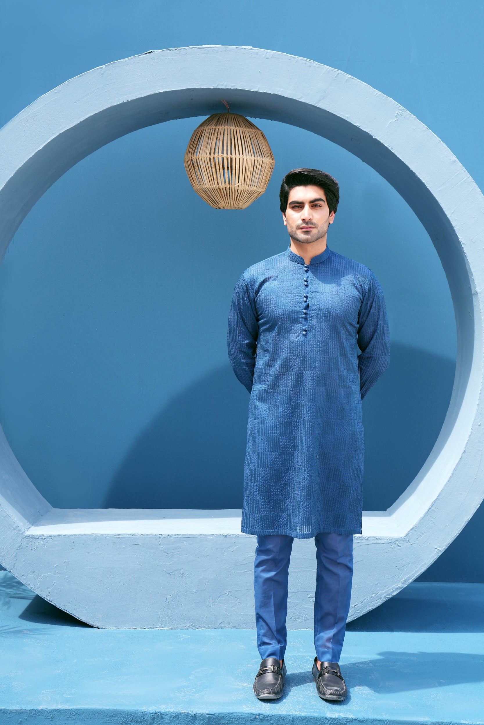 Sapphire Thread Work Kurta Set