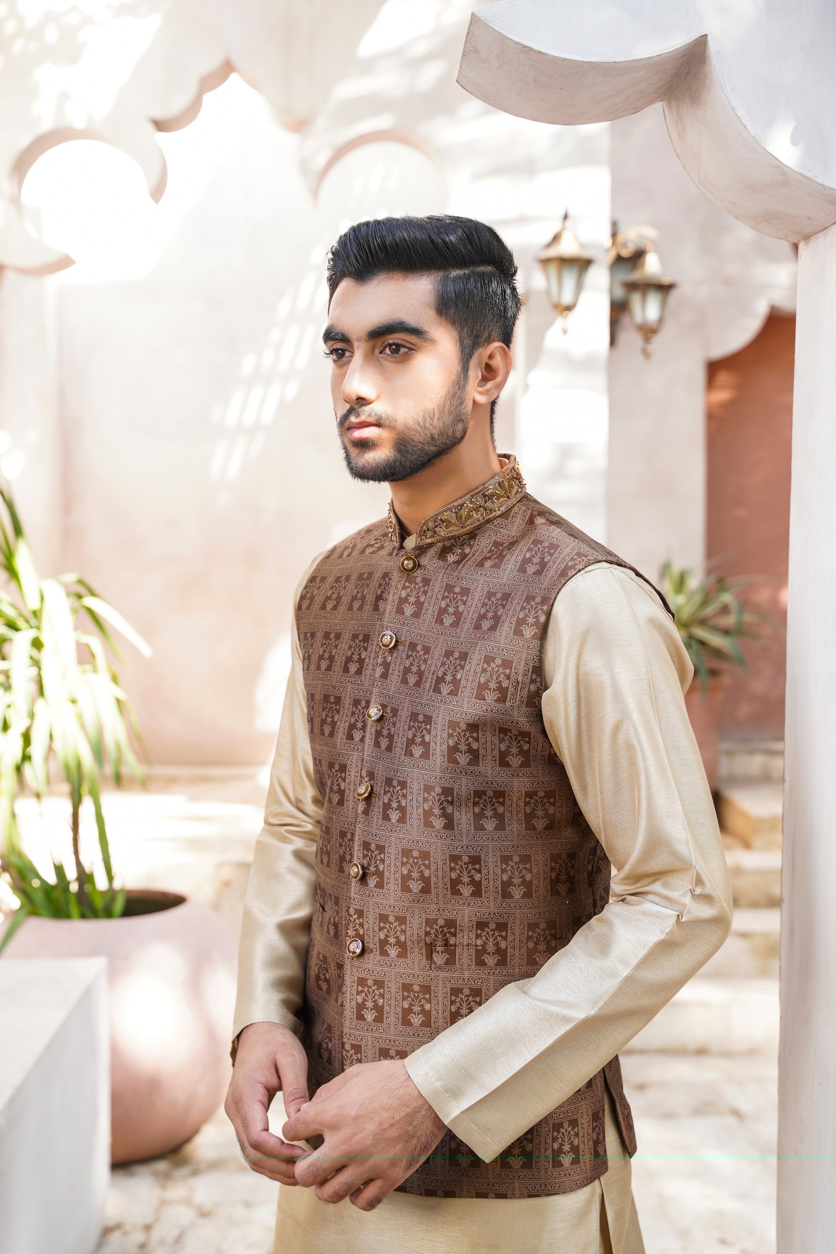 Embellished ban brown  self jaquard waistcoat